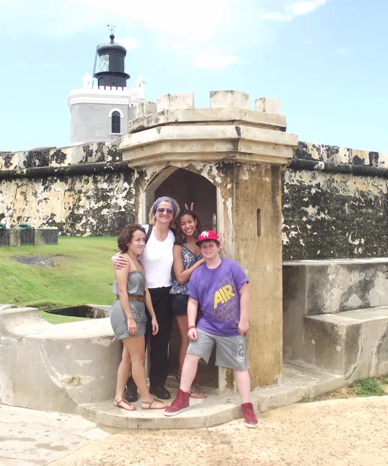 Yasmin with her kids in Puerto Rico